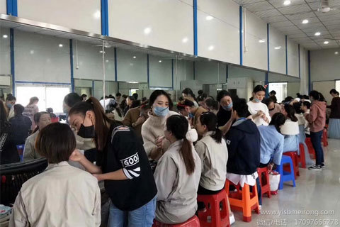 东芝电器集团元旦年会跟妆圆满结束,伊丽莎白培训学校化妆
